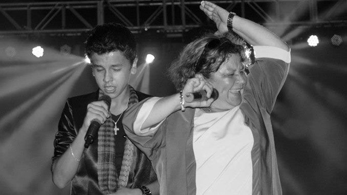 Mercedes Hurtado: «Echo de menos cantar con mis coros en el Domingo Rociero»