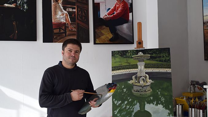 Ignacio Dávila: “Me enamoré de este local en Sotogrande y lo convertí en mi estudio de pintura”