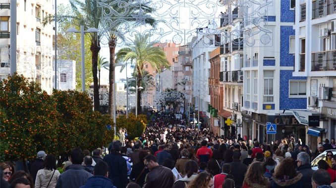 El Arrastre de Latas y la Cabalgata cortarán al tráfico varias calles del centro