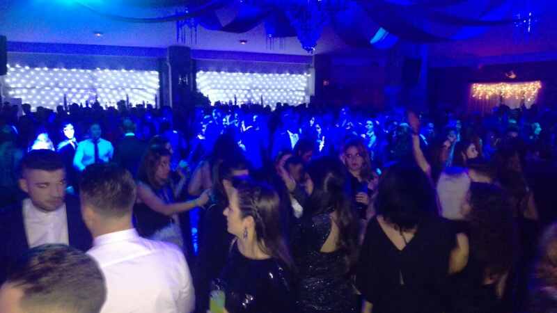 La Fiesta de  Fin de Año de Coto, organizada por la Peña Turí Turí, todo un éxito