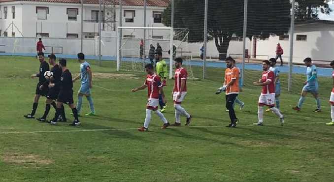 Comienza el encuentro entre el San Roque vs Algabeño que albergará un homenaje a Mesa durante el descansp