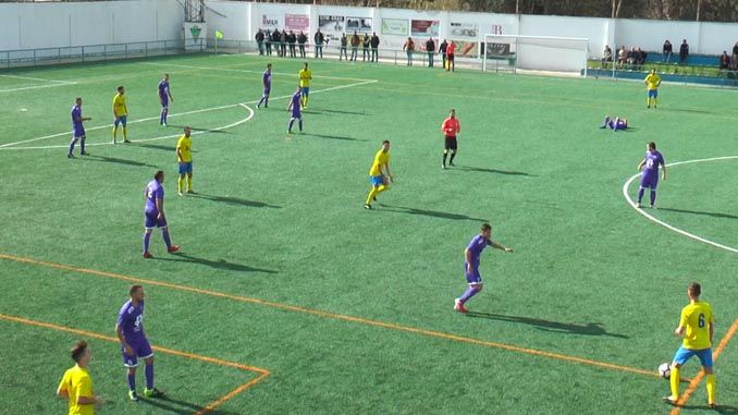 Un golazo de Carlos Porrúa da la victoria al CD San Bernardo