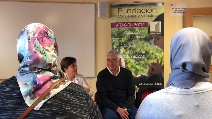 El Área de Gestión Sanitaria y 'Márgenes y Vínculos' formarán a mujeres inmigrantes como promotoras de salud