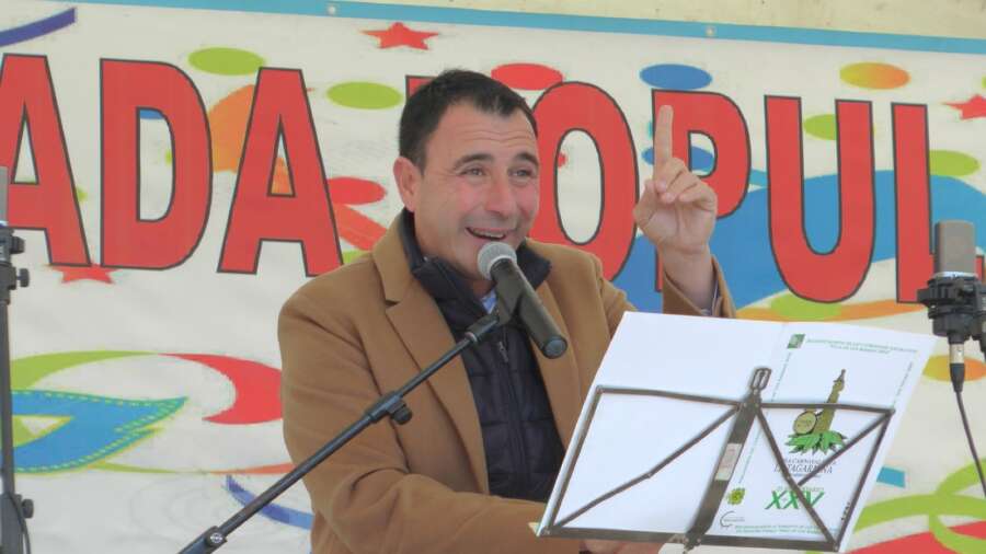 Un emotivo pregón a cargo de Paco Campaña da paso a la XXVIII Tagarninada Popular