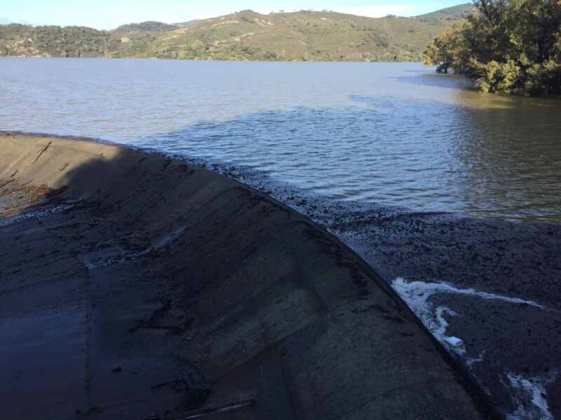 El pantano de Castellar comienza a desaguar ante la previsión de lluvia