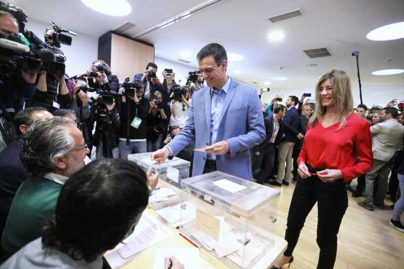 Pedro Sánchez gana las elecciones y tiene varias vías para formar gobierno