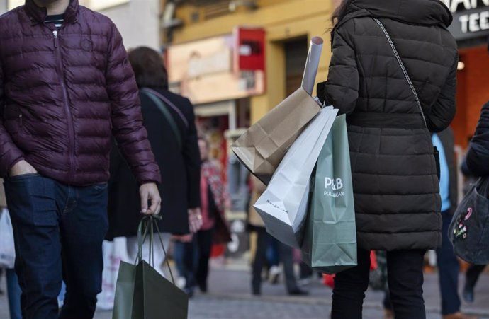 La comarca reduce el paro en 406 personas en diciembre, 1.682 parados menos que hace un año
