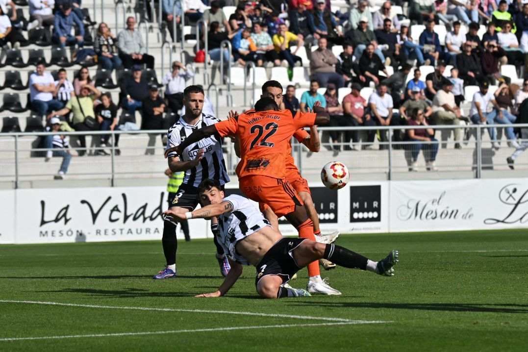 (0-2) A la Balona se le acaba el tiempo