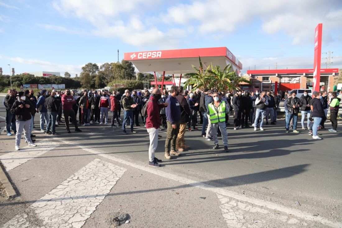 Los cuatro escollos que mantienen al sector del metal de Cádiz al borde de la huelga