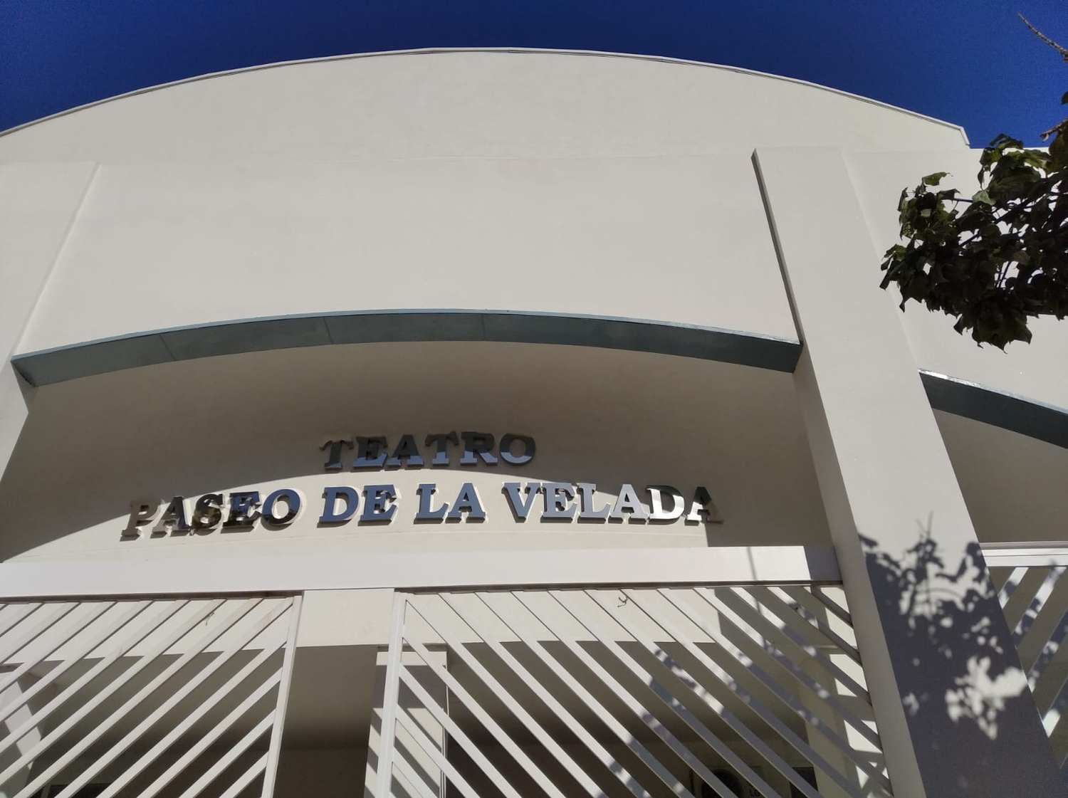 Las Niñas de Cádiz y Javier Ruibal, entre la programación del Teatro Paseo de la Velada en marzo