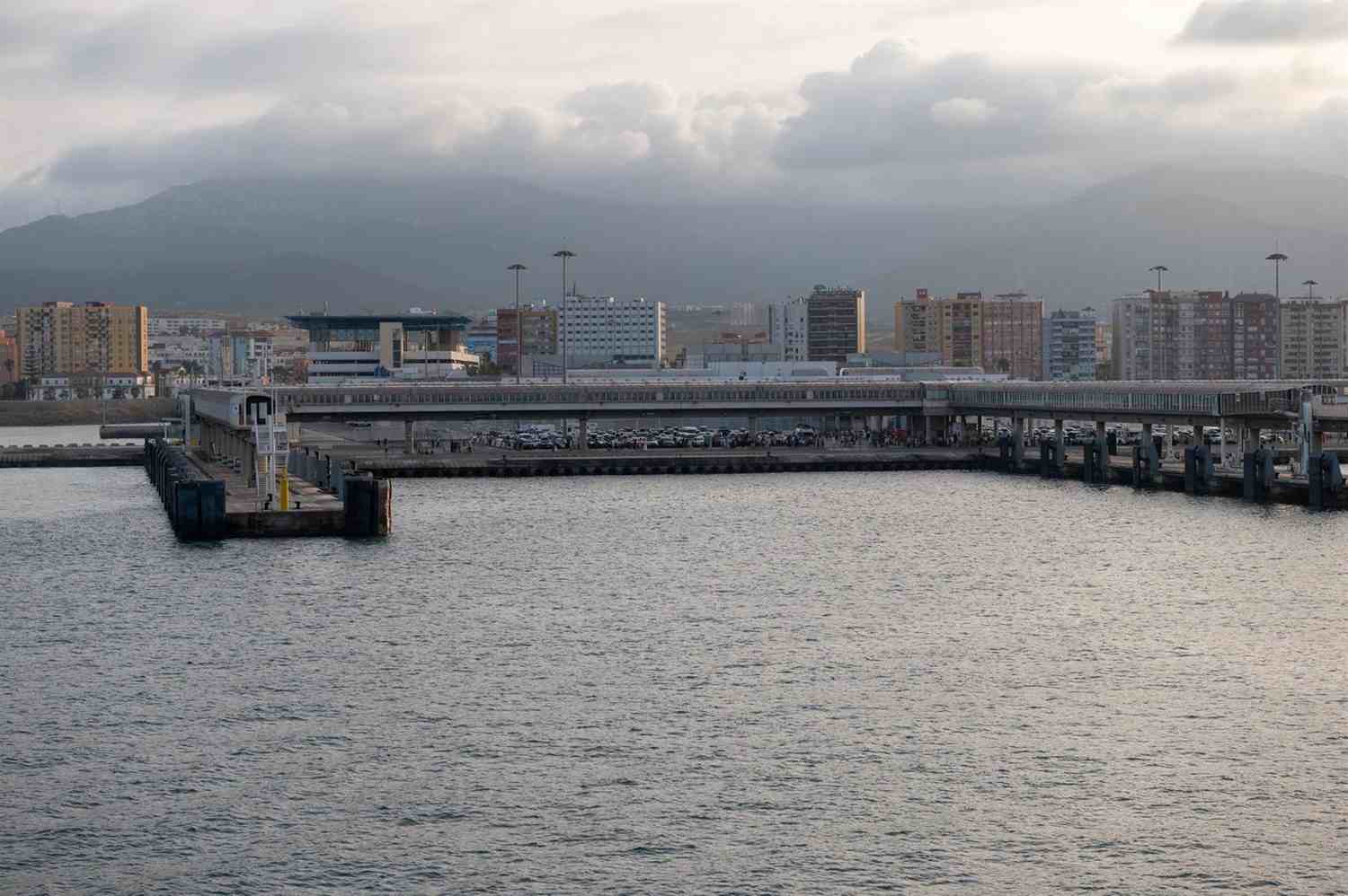 AESBA denuncia la «inacción administrativa» de Marina Mercante y alerta del impacto en la competitividad del Puerto de Algeciras