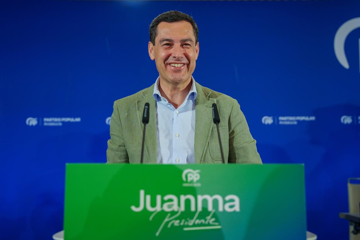 Moreno insiste en «gobernar en solitario» y «espera iniciar» las negociaciones con Vox «esta semana o la próxima»