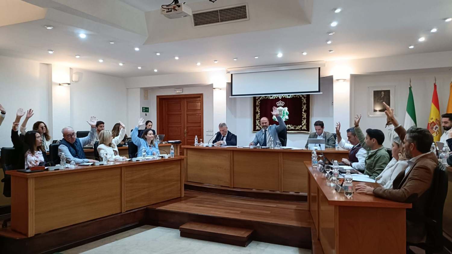 El Pleno de Los Barrios pide a la Junta que garantice el desarrollo de la Vega del Moral