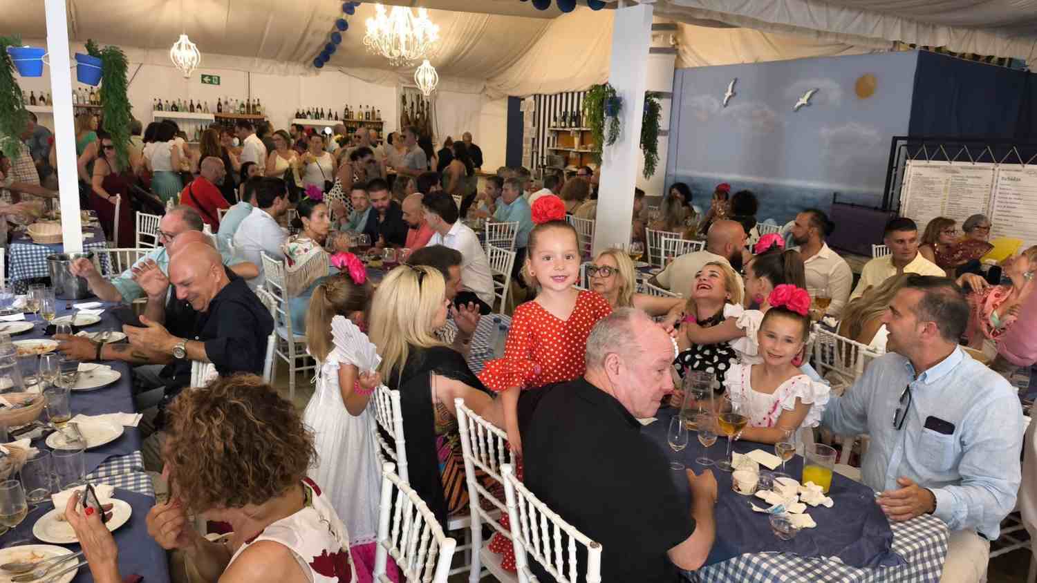El domingo por sevillanas llena la Feria Real de Algeciras