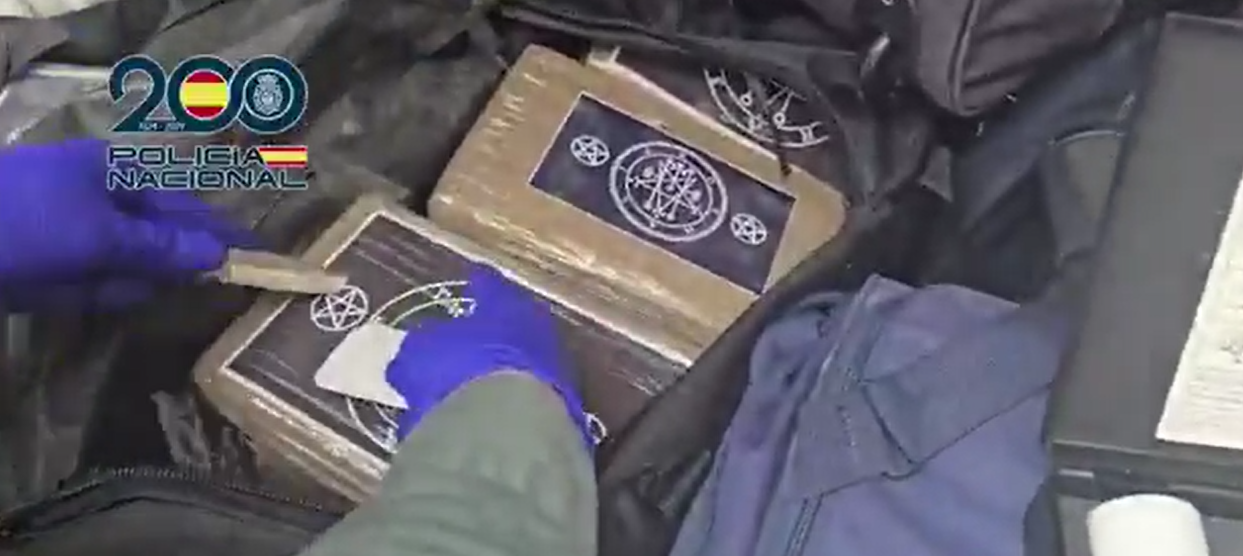 Más de diez años de cárcel para un acusado de hacer llegar 482 kilos de cocaína por Algeciras