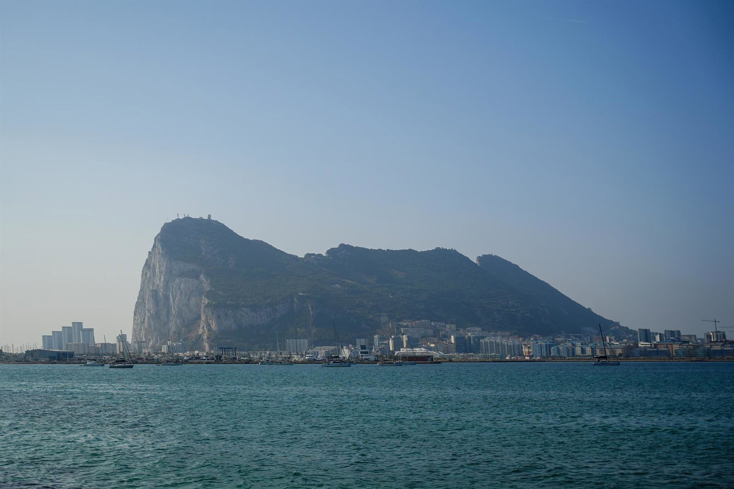 Gibraltar sale oficialmente de la lista española de jurisdicciones no cooperativas tras 35 años