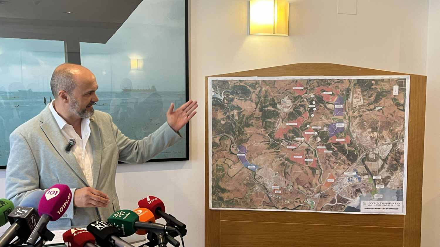 Alconchel destaca futuros proyectos y logros alcanzados en el balance del tercer año de mandato municipal
