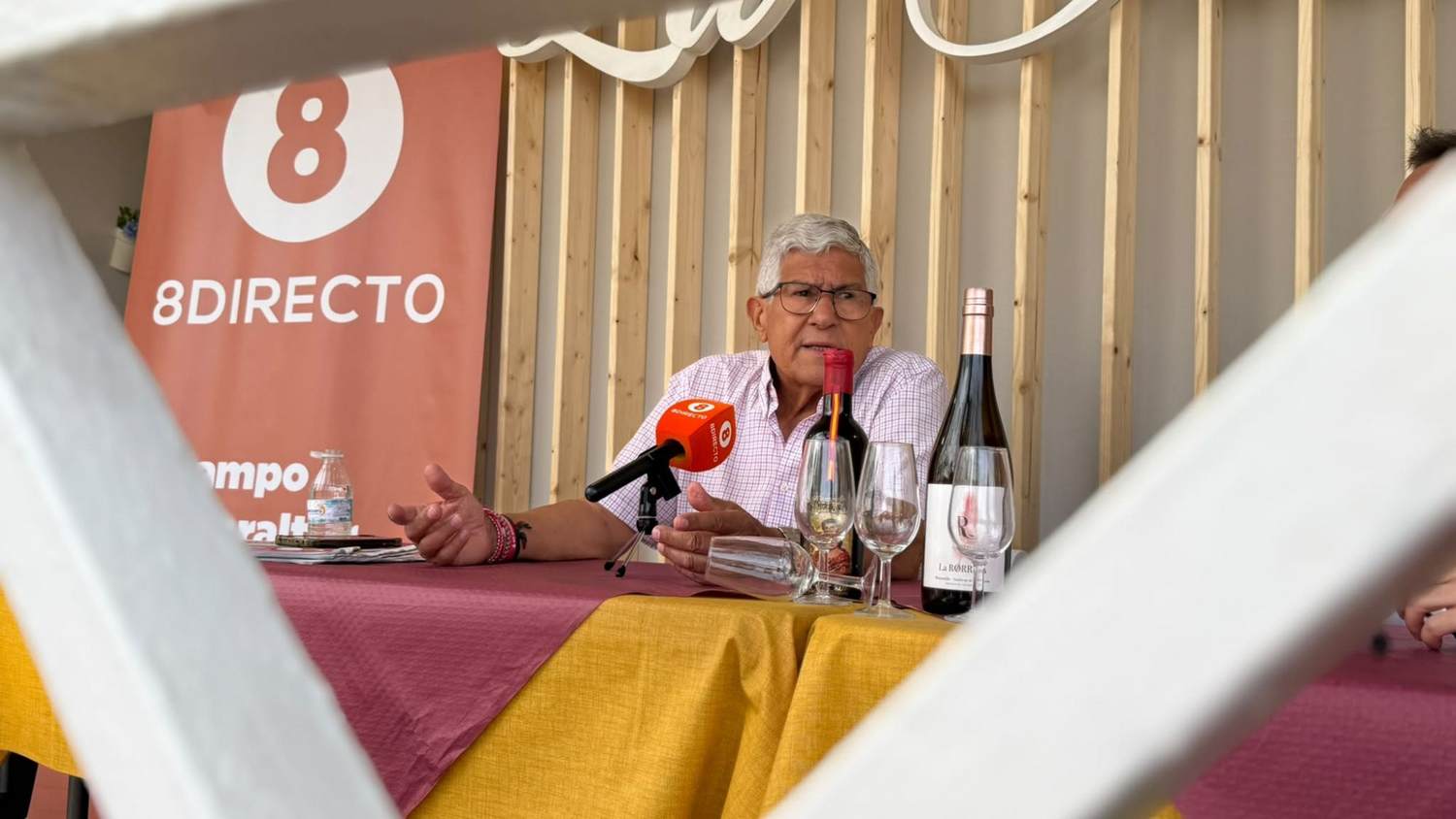 Farolillo insta a la «colaboración entre caseteros» para solventar problemas como las fugas de agua