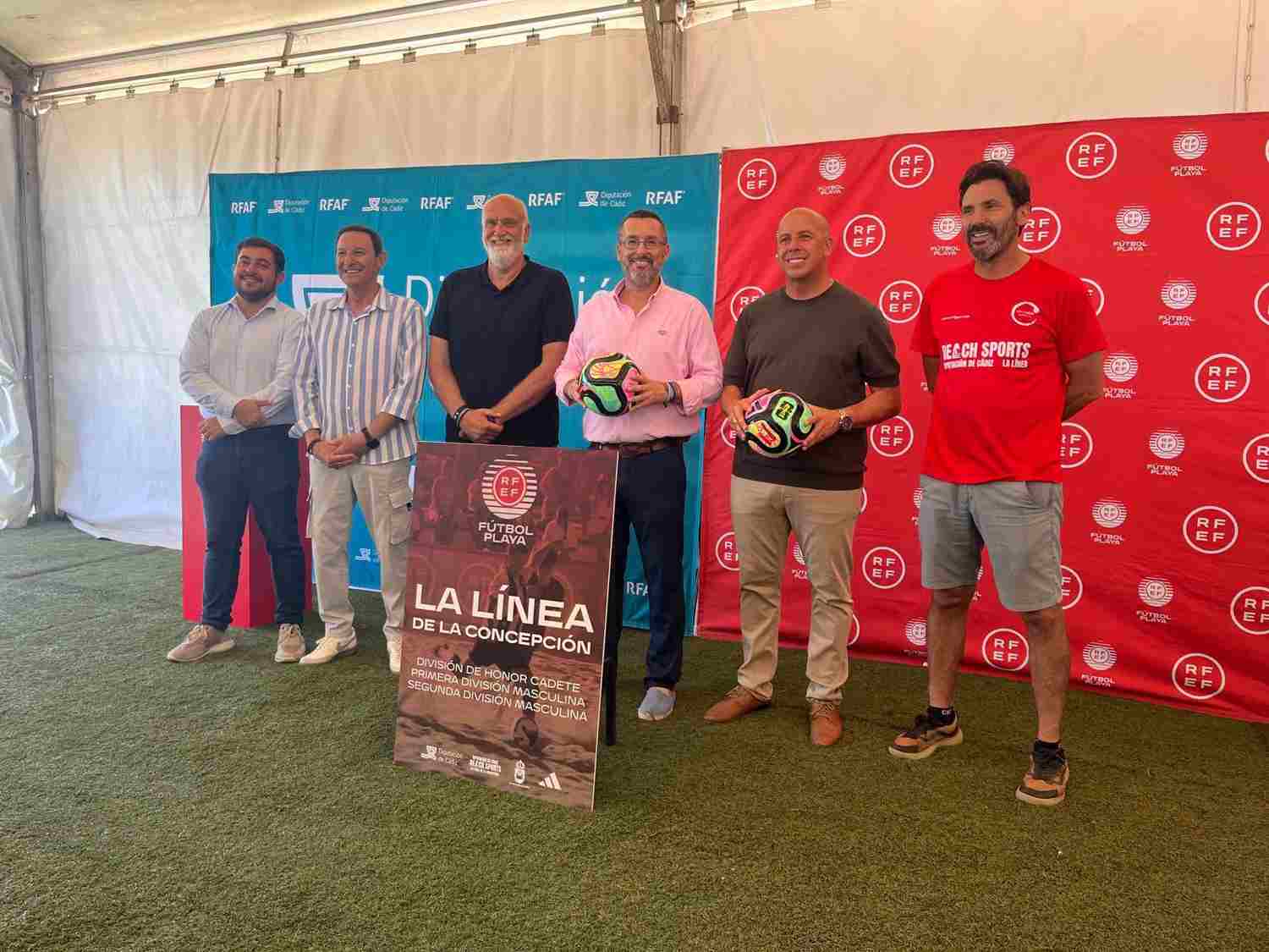 La Línea presenta los campeonatos de fútbol playa en el Estadio Diputación de Cádiz Beach Sports