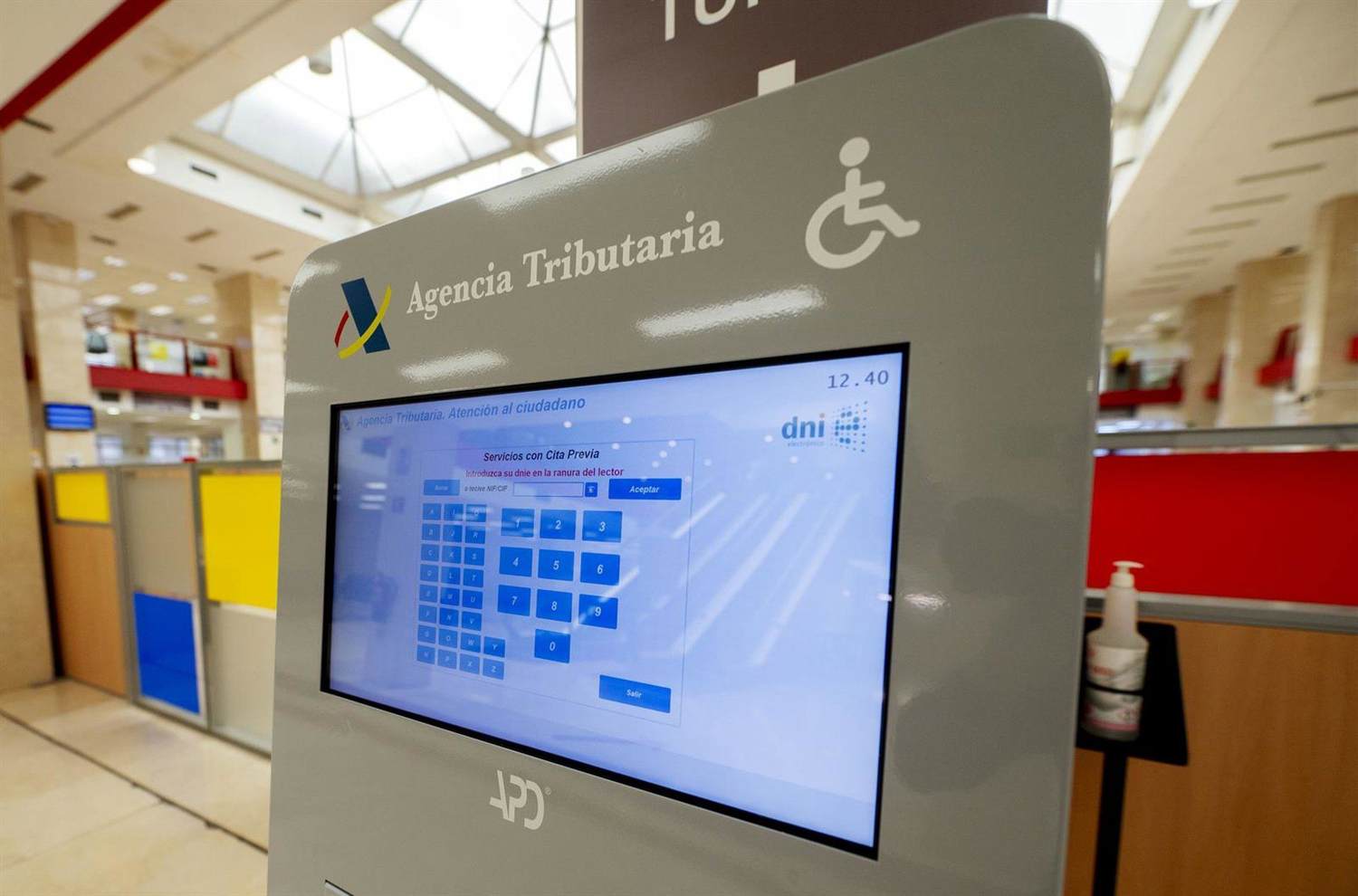 Hacienda devuelve más de 232 millones a 330.808 contribuyentes gaditanos en la campaña de la Renta