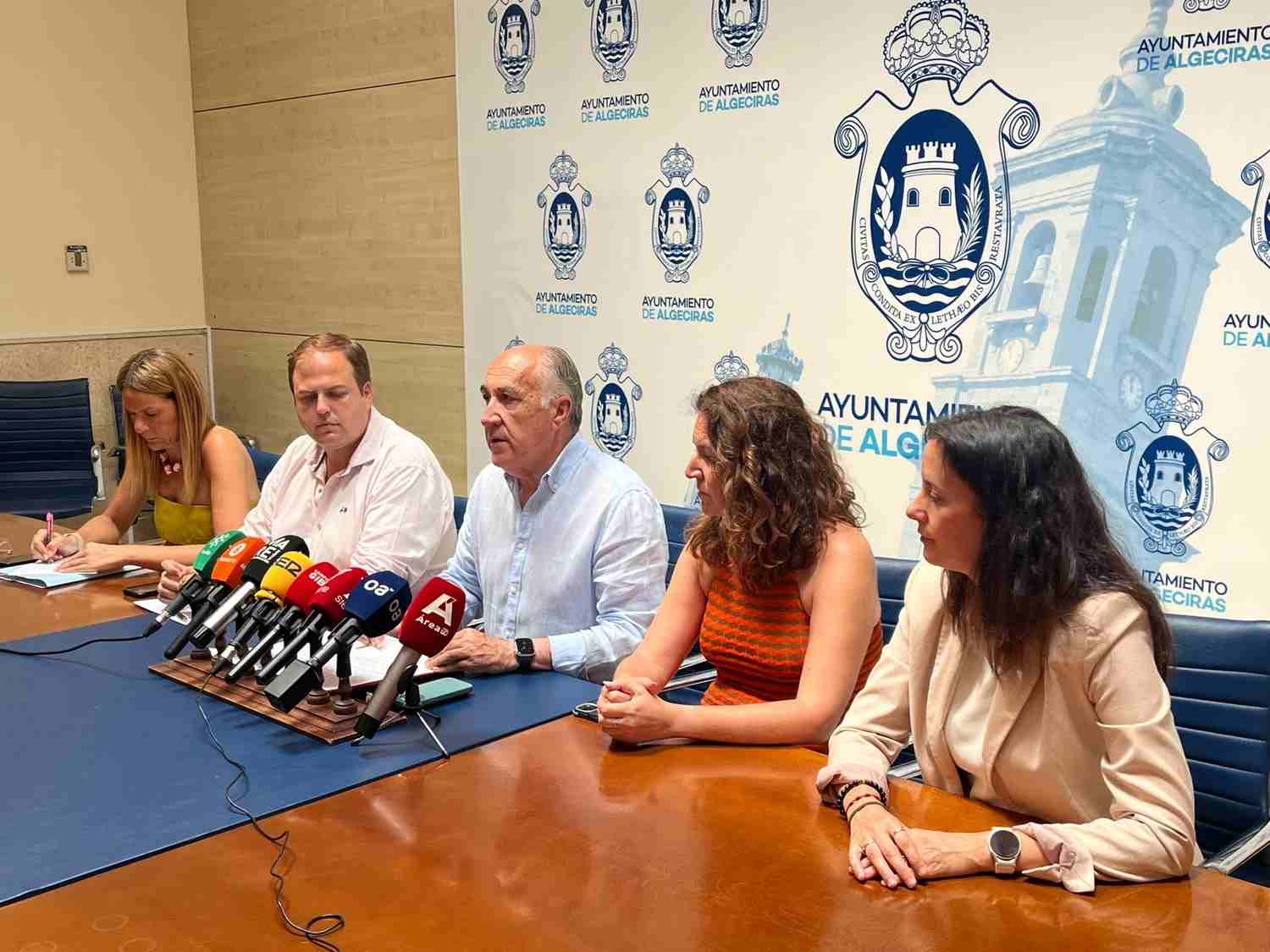 Algeciras invierte 2,5 millones de euros en mejorar varios centros educativos de la ciudad